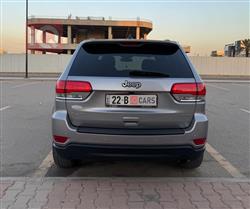 جیپ گراند شیرۆکی